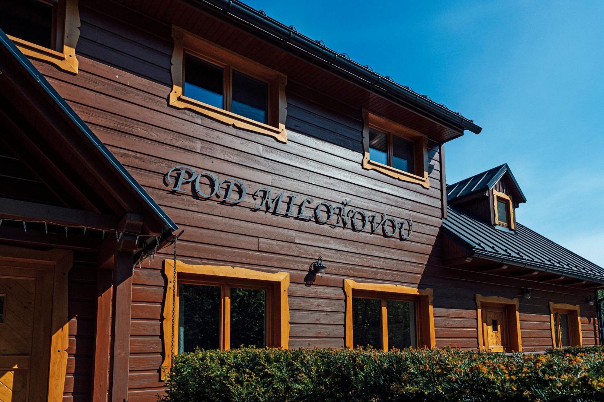 Ferienwohnung Pod Milonovou Velké Karlovice Exterior foto