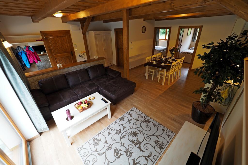 Ferienwohnung Pod Milonovou Velké Karlovice Exterior foto